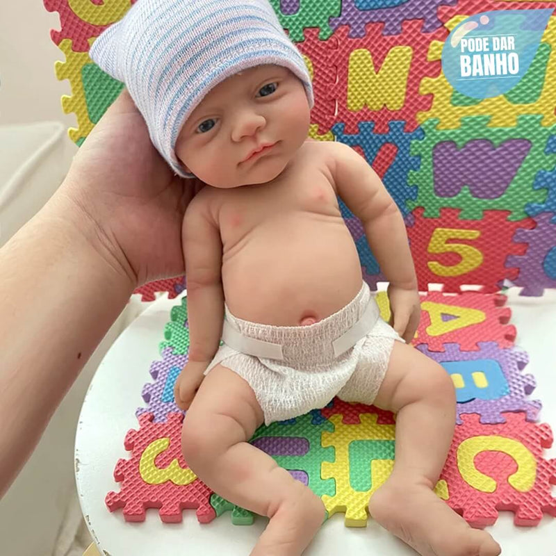 Mini Bebê Reborn Realista Silicone Sólido 18 Cm Menino